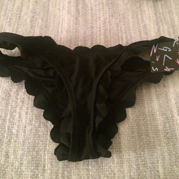 Nasty Gal Black Bandeau Scalloped Bikini Set XS - Picture 6 of 8